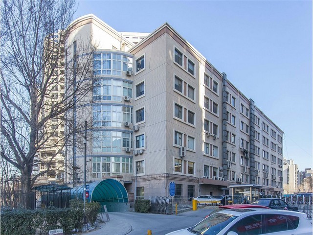 天津进口光伏配件包括什么